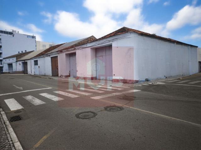 Armazéns no centro de Olhão 0m² Olhão