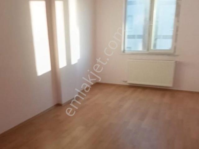 Arnavutköy Fatih Mah De Havalimanına Kiralık 120 M² 3+1 – 1.kat Daire