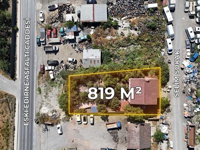 Arnavutköy Haraççı'da Ticari+Konut 819 m2 Satılık Arsa