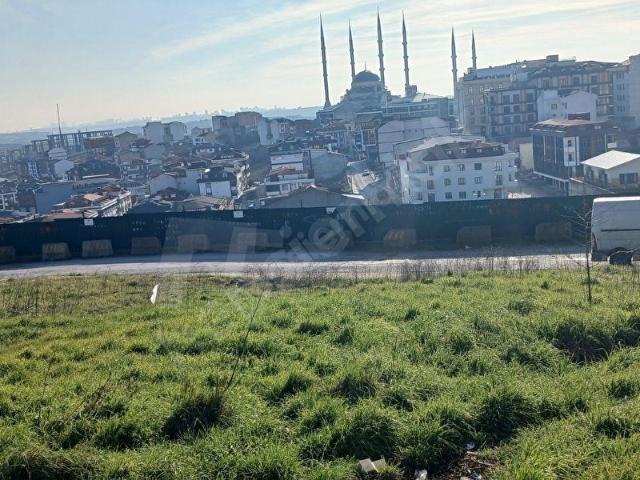 ARNAVUTKÖY HAVALİMANI YANINDA SATILIK İMARLI ARSA