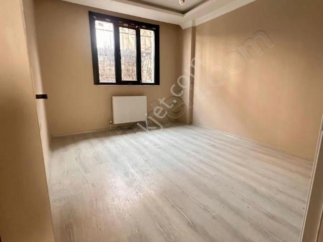 Arnavutköy İslambey De Satılık 2+1 Daire