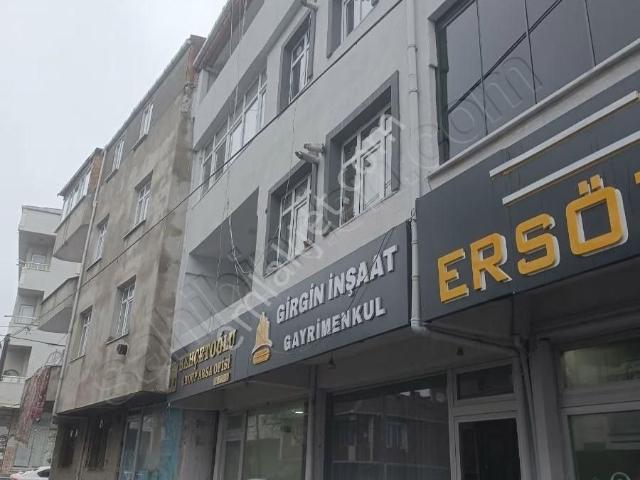 Arnavutköy Karlıbayır Kaymakamlığın Yanı Başında 1+1 Daire