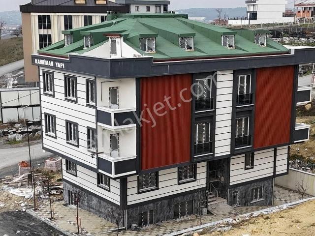 Arnavutköy Taşoluk'da Satılık Komple Bina