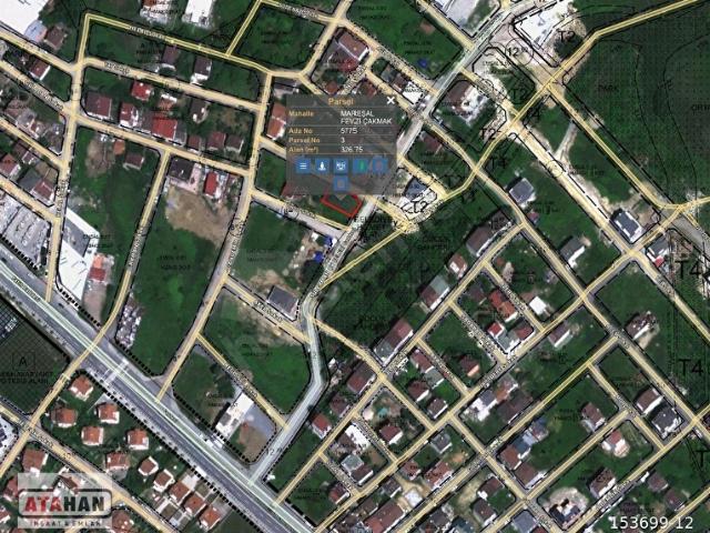 ARNAVUTKÖYDE CADDE CEPHE KÖŞE BAŞI ANA YOLA YAKIN SATILIK 108 METRE HİSSE İMARLI