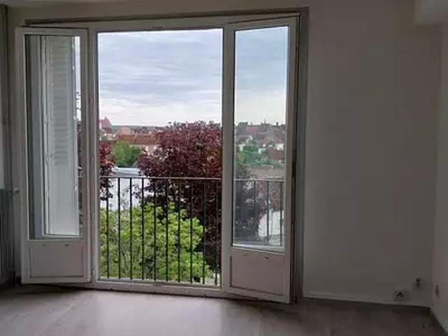 Arnay le Duc 21230 Location appartement 4 pièces t4