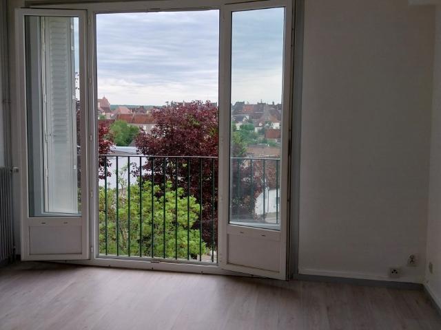 ARNAY LE DUC Appartement T4