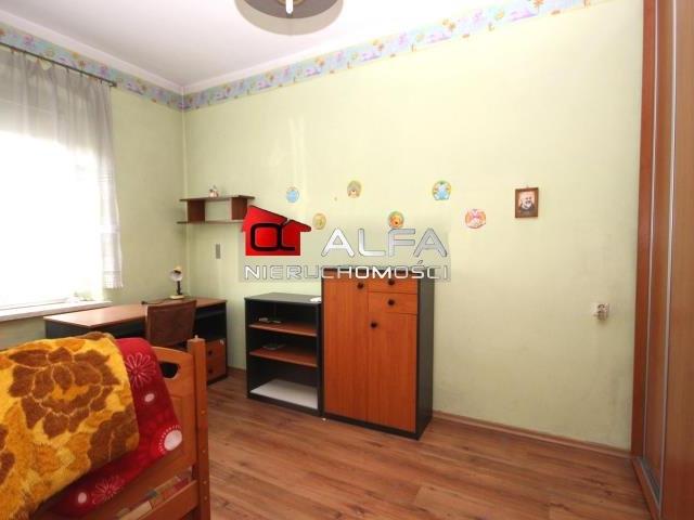 Żarów, Żarów, 33 m2