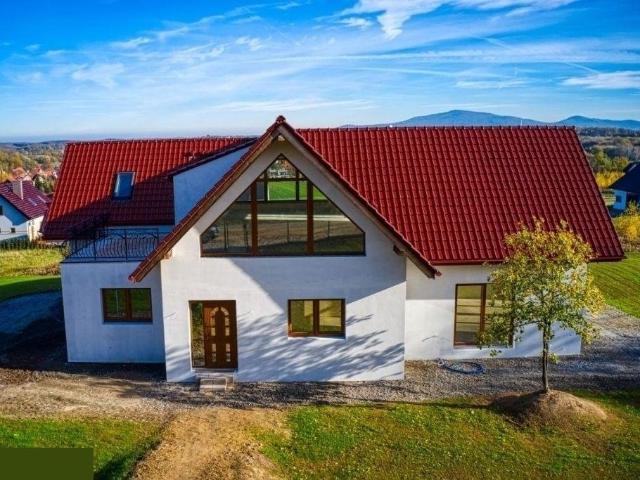 Żarów, 279,23 m2