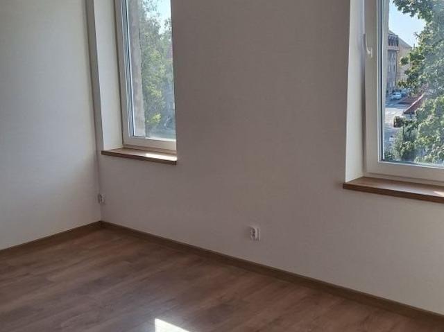 Żarów, 34,50 m2