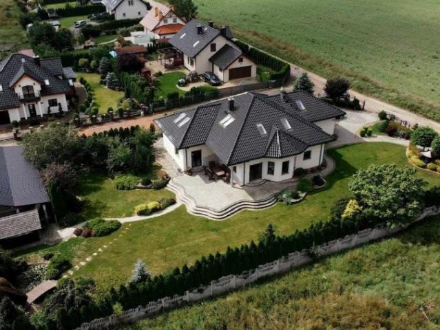 Żarowo, 260 m2