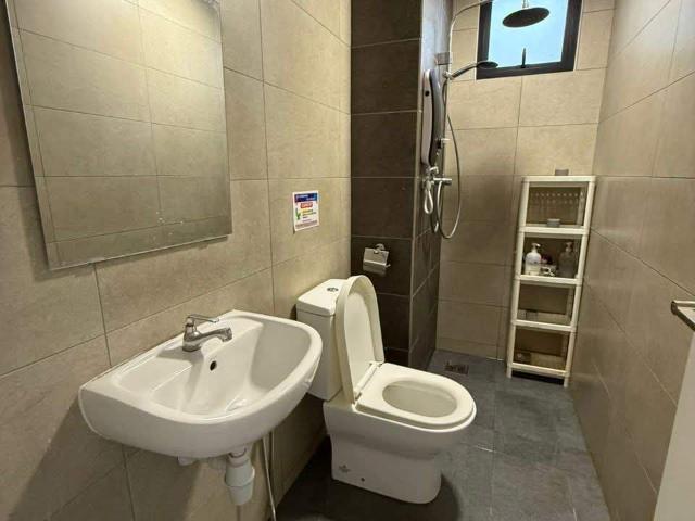 [Aratre] Single Room with Aircond Rent Near Citta Mall, Ara Damansara