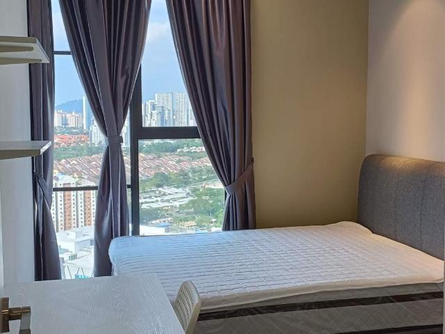 Aratre Residence Medium Room R2 • Evolve Concept Mall • Ara Damansara LRT ️