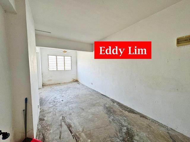 Ara Green Apartment at Sungai Ara Cheapest in market below bank value