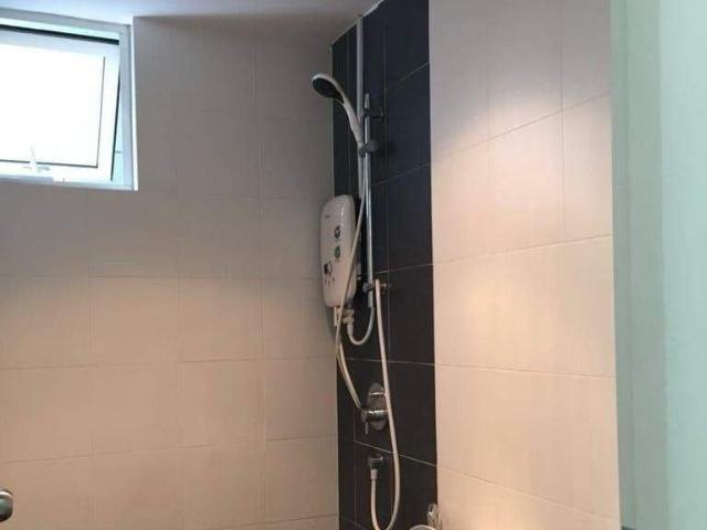 Ara damansara pacific place small room female unit