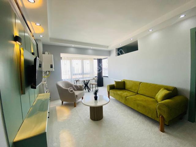 Ara Kat Asansörlü Ön Cephe Bayram Yerı Mevkı 2+1 Kiralık Apart