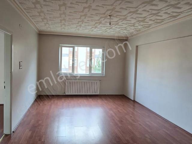 Ara Kat, Kapalı Otoparklı, Bakımlı, Ferah 3+1 Daire