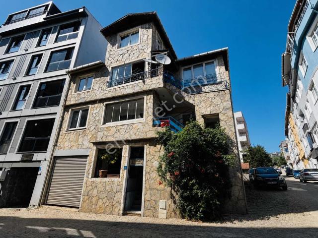 Ara Kat Kiralık Daire | 3+1 | Çiftlikönü Mh