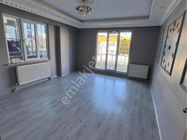 Ara Kat 3+1 Kiralık