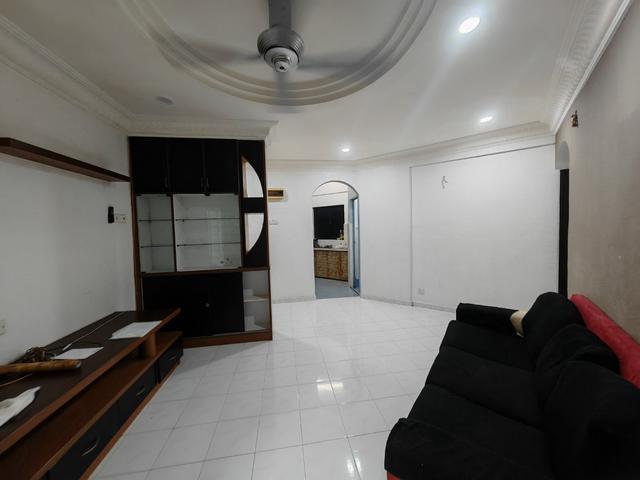 Ara Mas Apartment near Sungai Ara