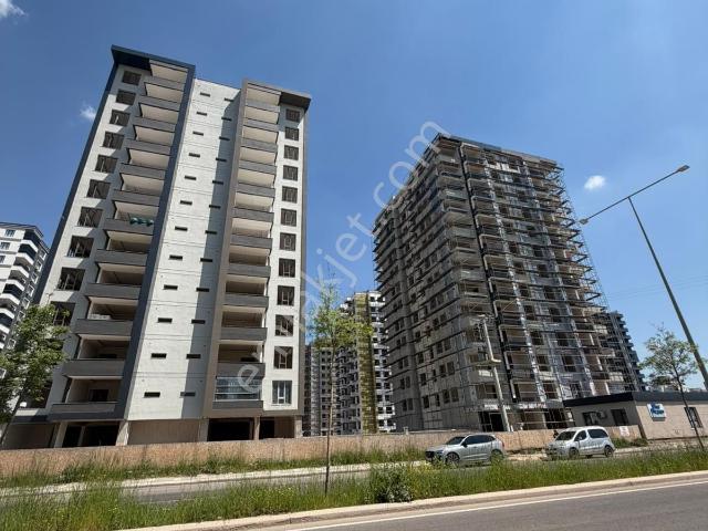 Araştırma Hast. Civarı Blue Dizayn’da Fırsat Satılık 2+1 Daire