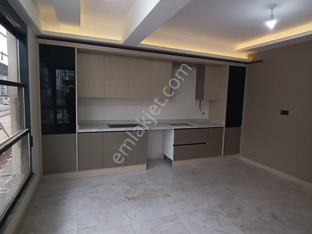 Araştırma Yolu Üzerinde Ultralüx Satılık 2,5+1 Daire
