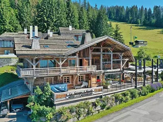 Arâches la Frasse 74300 Achat / Vente maison 14 pièces t14 jardin terrasse