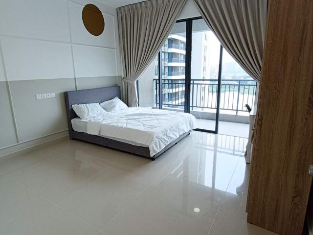 Aradia @ Jalan Kuching kepong ️ Medium Room R2 – 4 min walk to Lake City Park & 5 min drive to Kepong GI