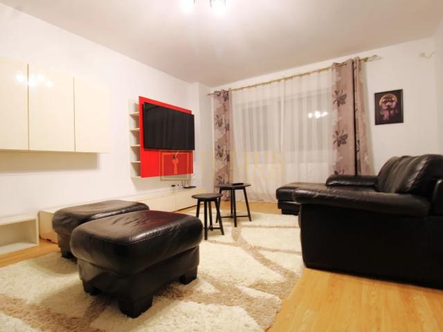 Aradului| 2 camere| centrala proprie| loc de parcare|