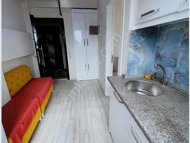 Arakat Cadde Üzerinde 1+1 Kiracılı Apart