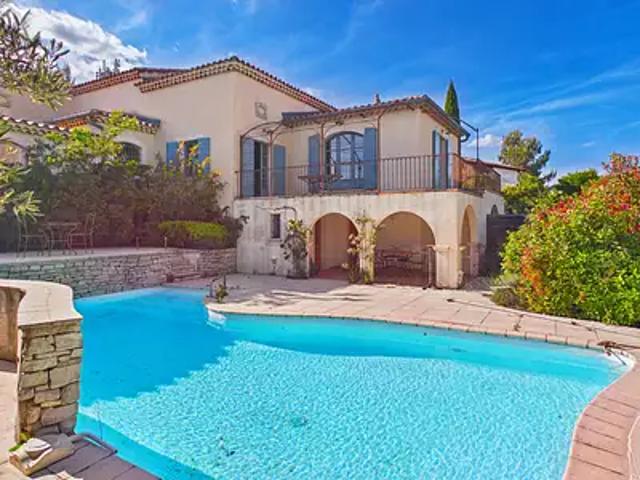 Aramon 30390 Achat / Vente maison 5 pièces t5 piscine parking