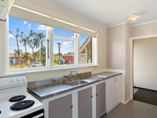 aranui, 3 bedrooms