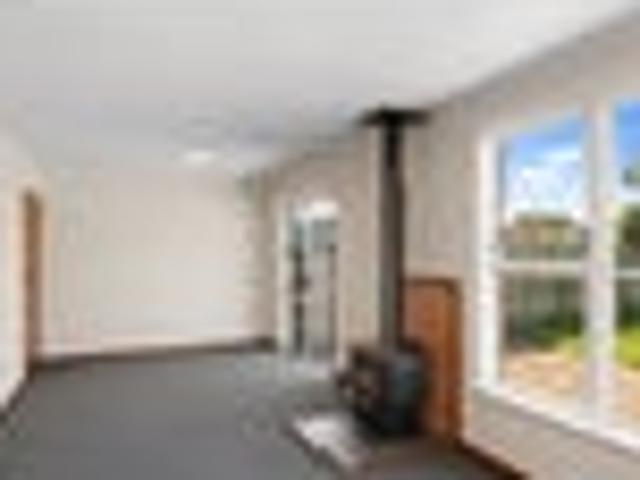 Aranui, 3 bedrooms, $550 pw