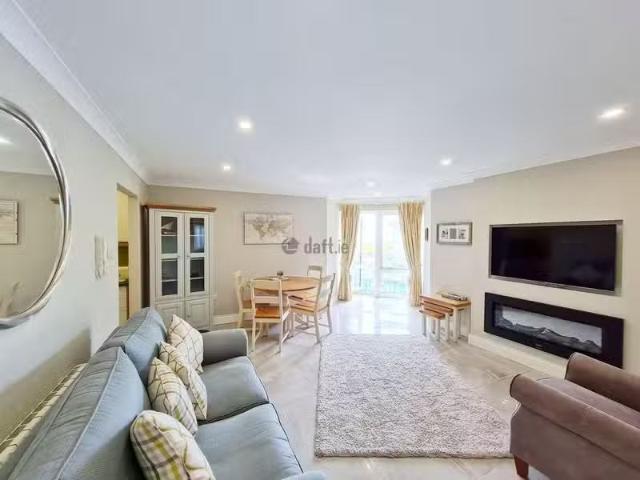 Arasain Na Mara, Grattan Road, Galway City Centre is for rent