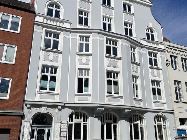 Repräsentatives Loft Büro in der Lübecker Altstadt – Erstbezug nach Sanierung