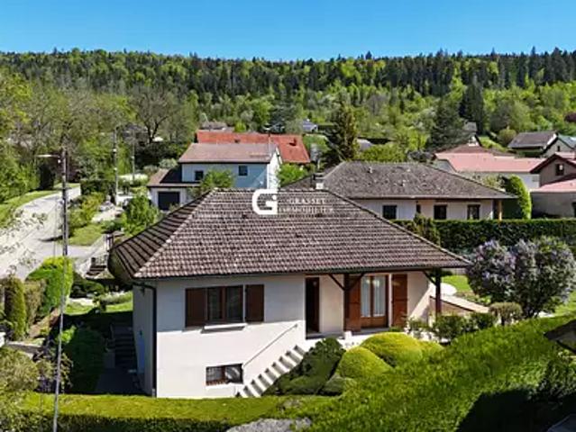 Arbent 01100 Achat / Vente maison 4 pièces t4 au dernier étage terrasse