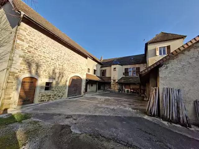 Arbois 39600 Achat / Vente divers 10 pièces terrasse
