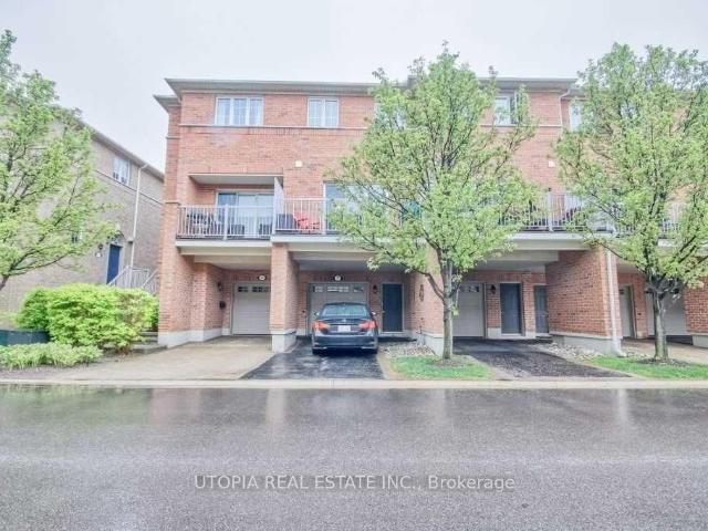 Arbour Lane Townhouses | 1169 Dorval Dr | 1 Townhouse for Rent | Condos. Ca
