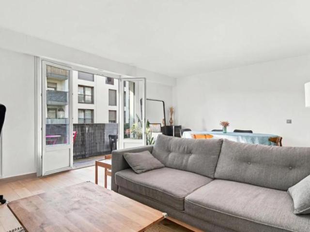 Arcueil – Superbe 3 pièces traversant de 62 m² – Balcon, parking, cave – RER B Laplace et métro ligne 4 Barbara