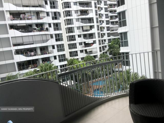 Arc At Tampines D18, Condominium