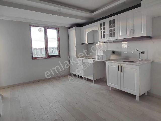 Arc Emlaktan Satılık 2+1 Daire