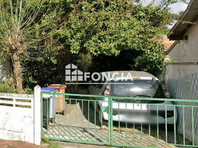 ARCACHON – Pied à terre ou projet de vie: une maison à réinventer sur un terrain rare