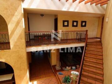 Arcada Alameda: Casa con amplios espacios y excelente distribución