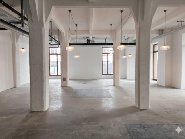 Arcade commerciale de 150 m² au coeur de Lausanne