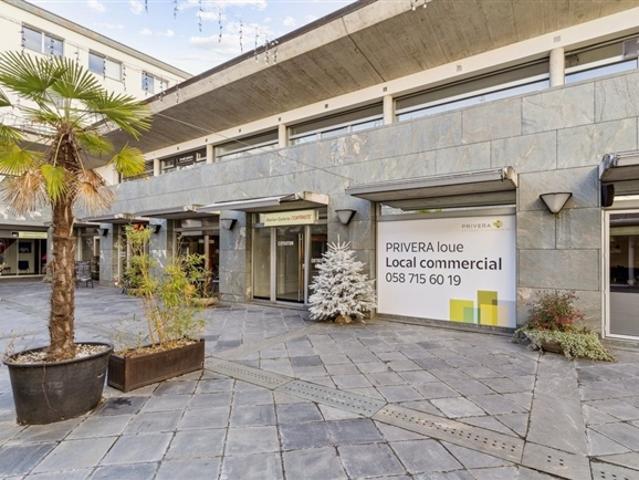 Arcade au centre ville de Sierre à louer de suite ou à convenir