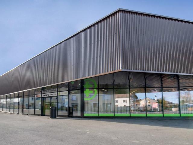 Arcade for rent in Satigny 212 m² | dreamo. Ch
