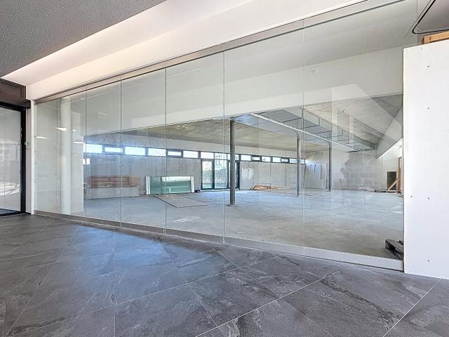 Arcade with 1 room for rent in Saxon 69 m² | dreamo. Ch