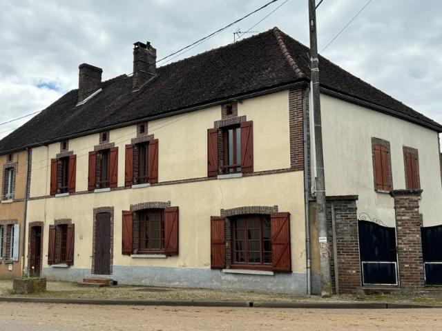 Arces Dilo Vente Maison 89