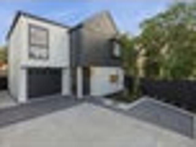 Architectural, Modern & Double Westlake Zone