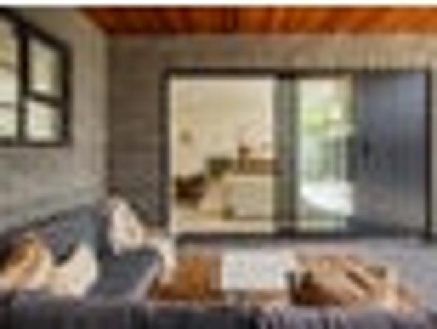 Architectural Excellence in the Heart of Mt Albert