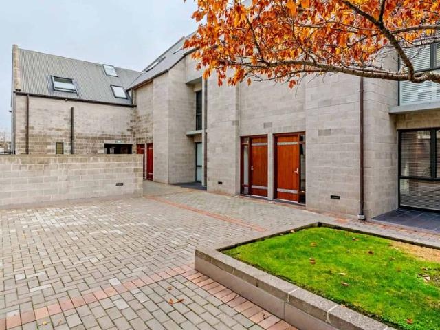 Architectural Elegance Meets Inner City Cool